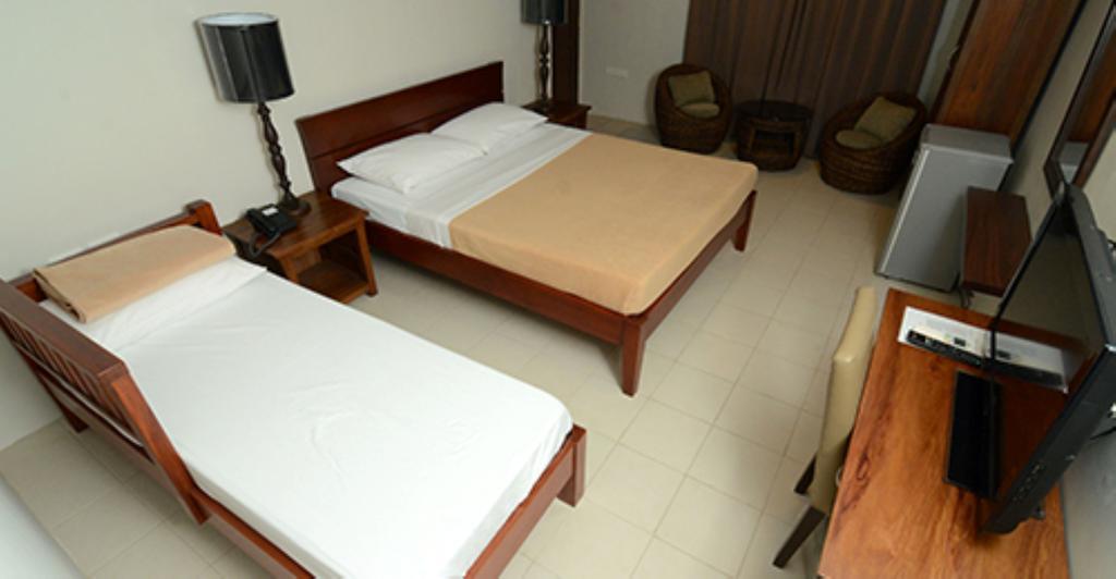 Isabel Suites Laoag Camera foto