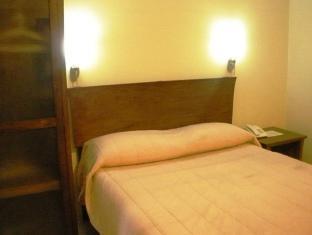 Isabel Suites Laoag Esterno foto